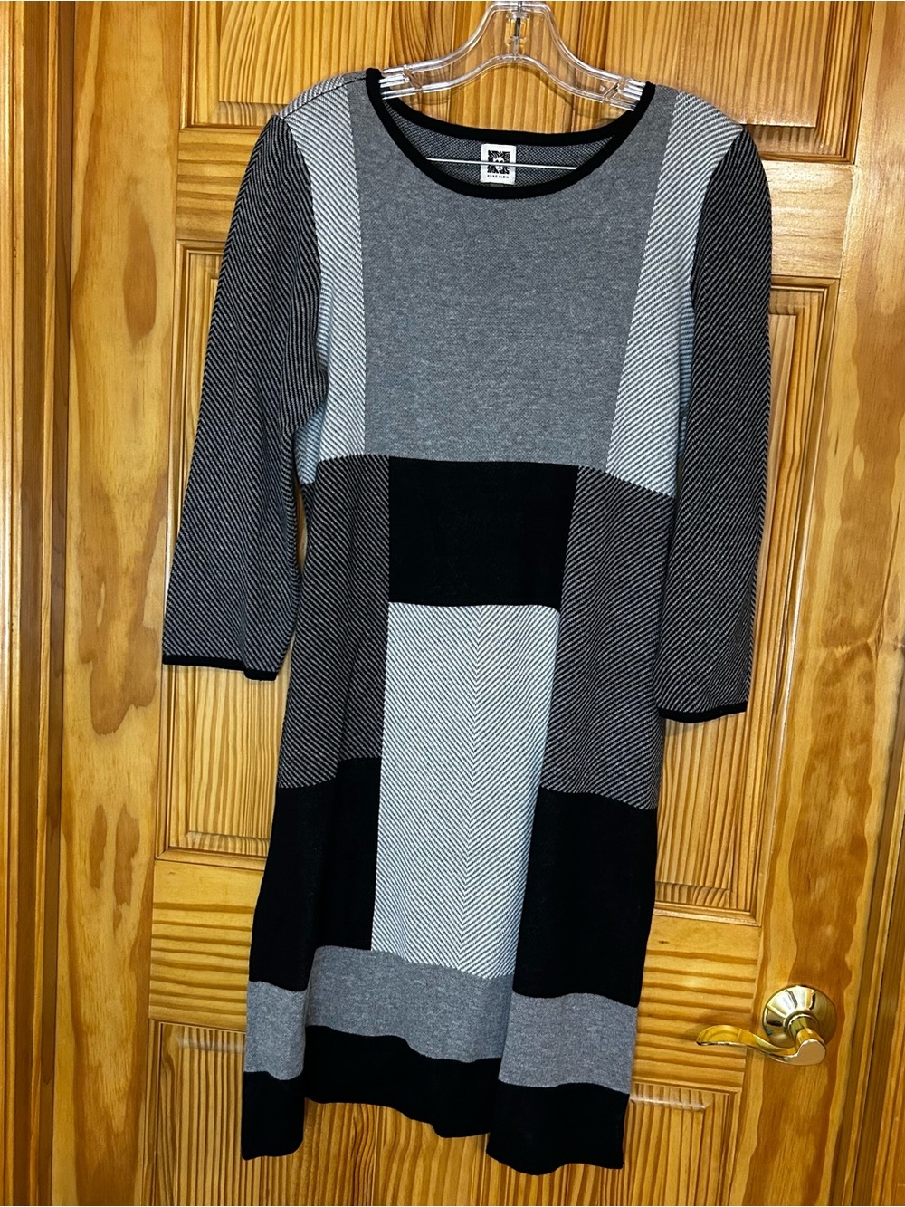Anne Klein Black, Gray & White Patterned Long Sleeve Sweater Dress